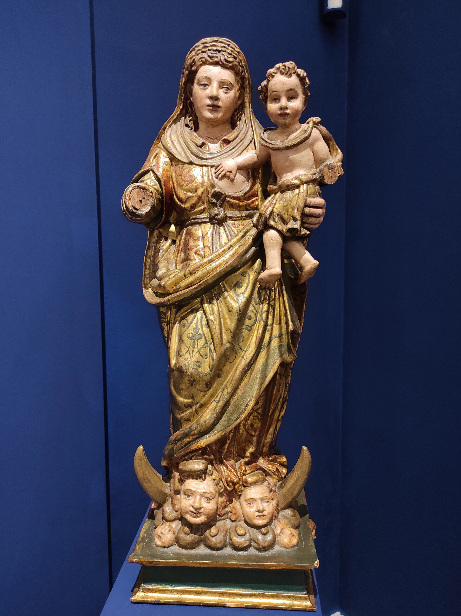obra sala azul - Virgen Matrona